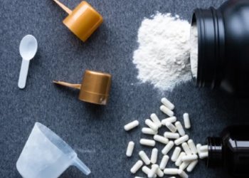 Аминокислоты в виде порошка и капсул